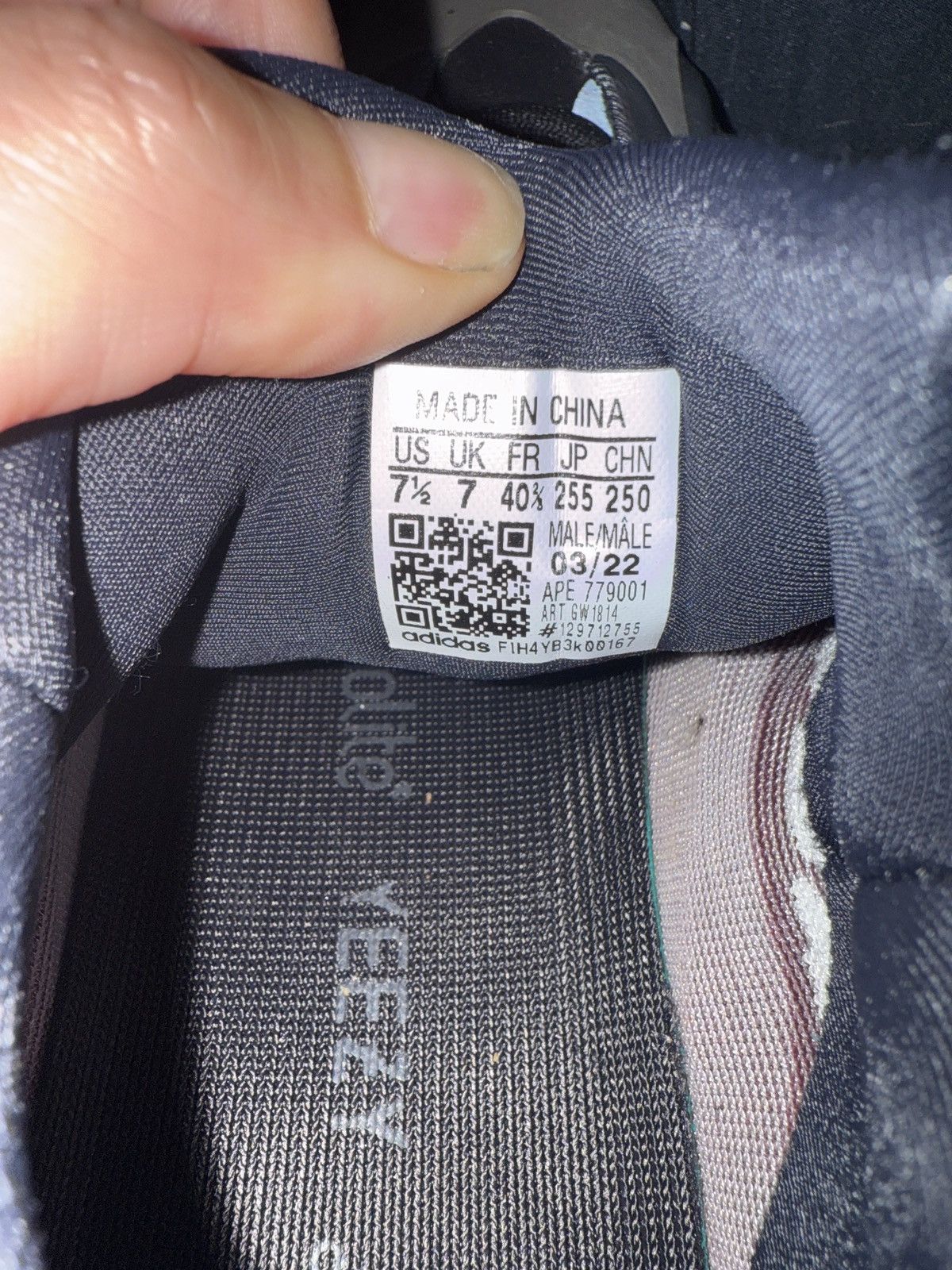 Yeezy Yeezy 700 v3 Size US 7.5 / EU 40-41 - 7 Thumbnail