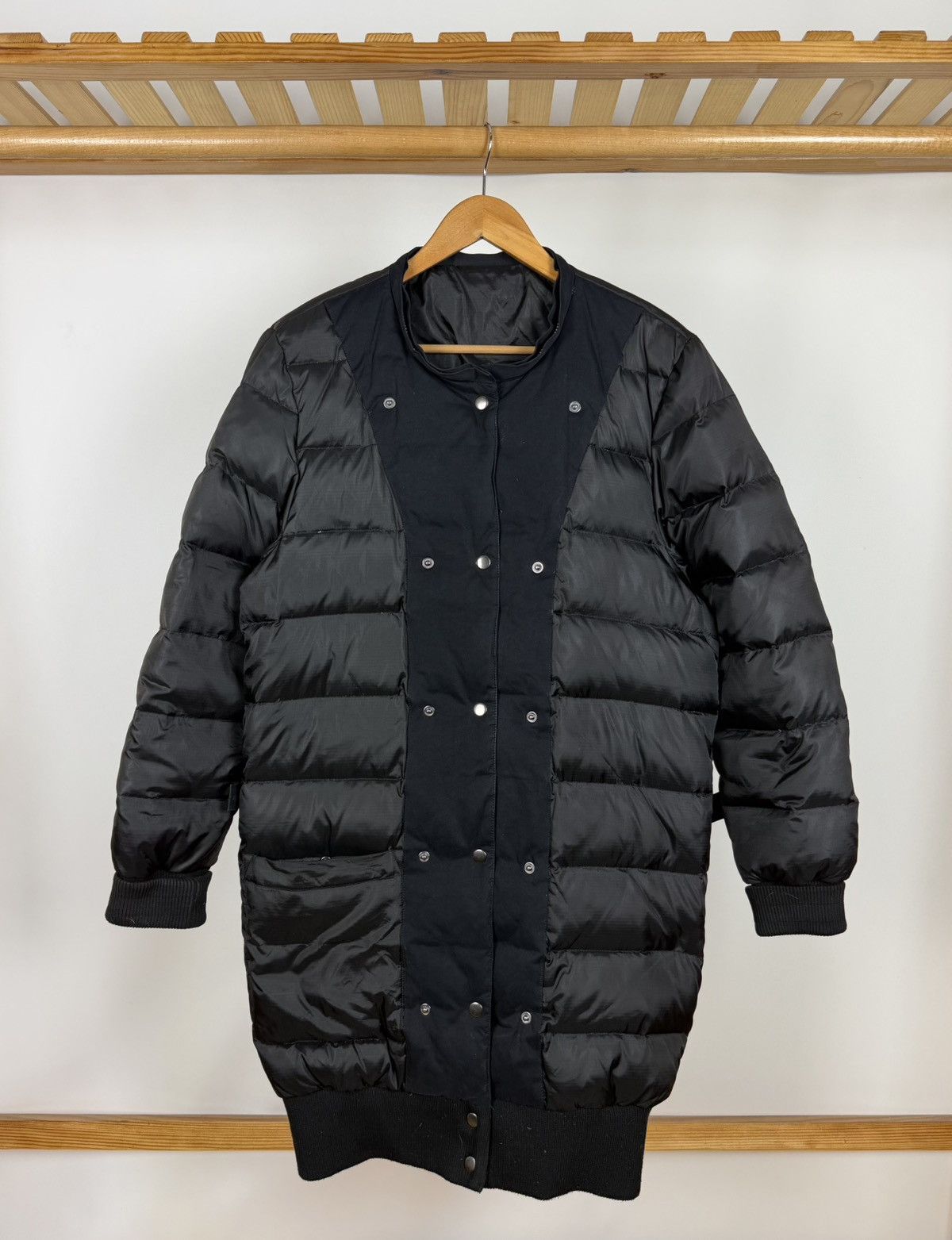 Acne Studios Acne Studios Puffer Down Jacket Parka Coat Powder Paw12 Size XS / US 0-2 / IT 36-38 - 1 Thumbnail