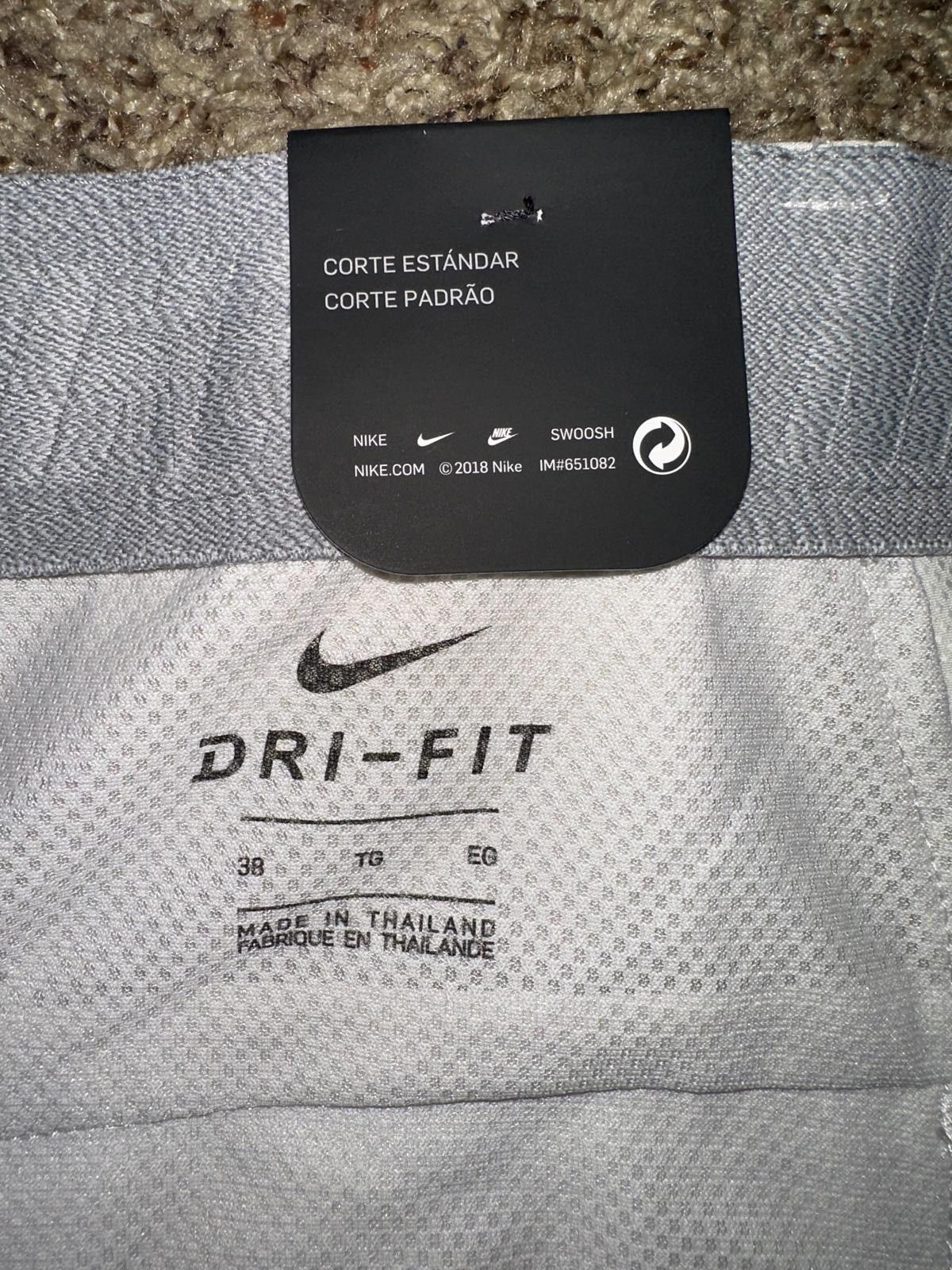 Nike Nike Men's Golf Hybrid Shorts Size US 38 / EU 54 - 3 Thumbnail