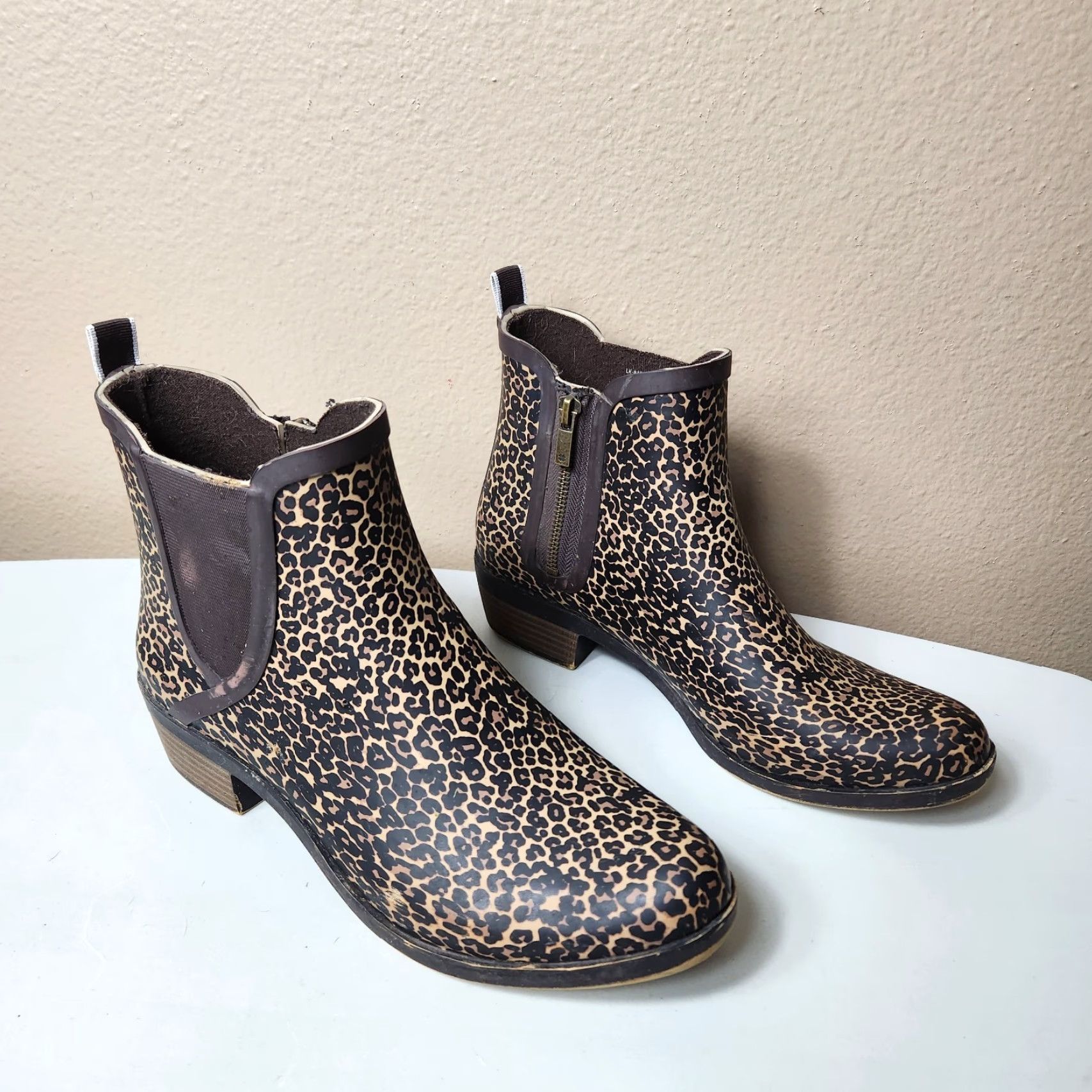 Lucky Brand VINTAGE Lucky Brand Women’s Leopard Basel Rainboot Bootie |10/42| Bootie Women’s Black Tan Brown Waterproof Side Zip Block Heel City Rain Size US 10 / IT 40 - 3 Thumbnail