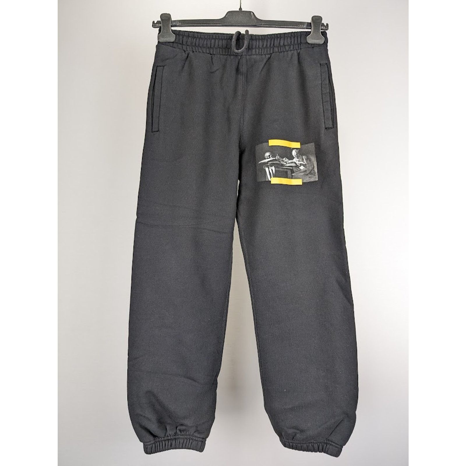 Off-White o1rshd1 Carav Painting Shorten Sweatpant & Jogger Size US 34 / EU 50 - 2 Thumbnail