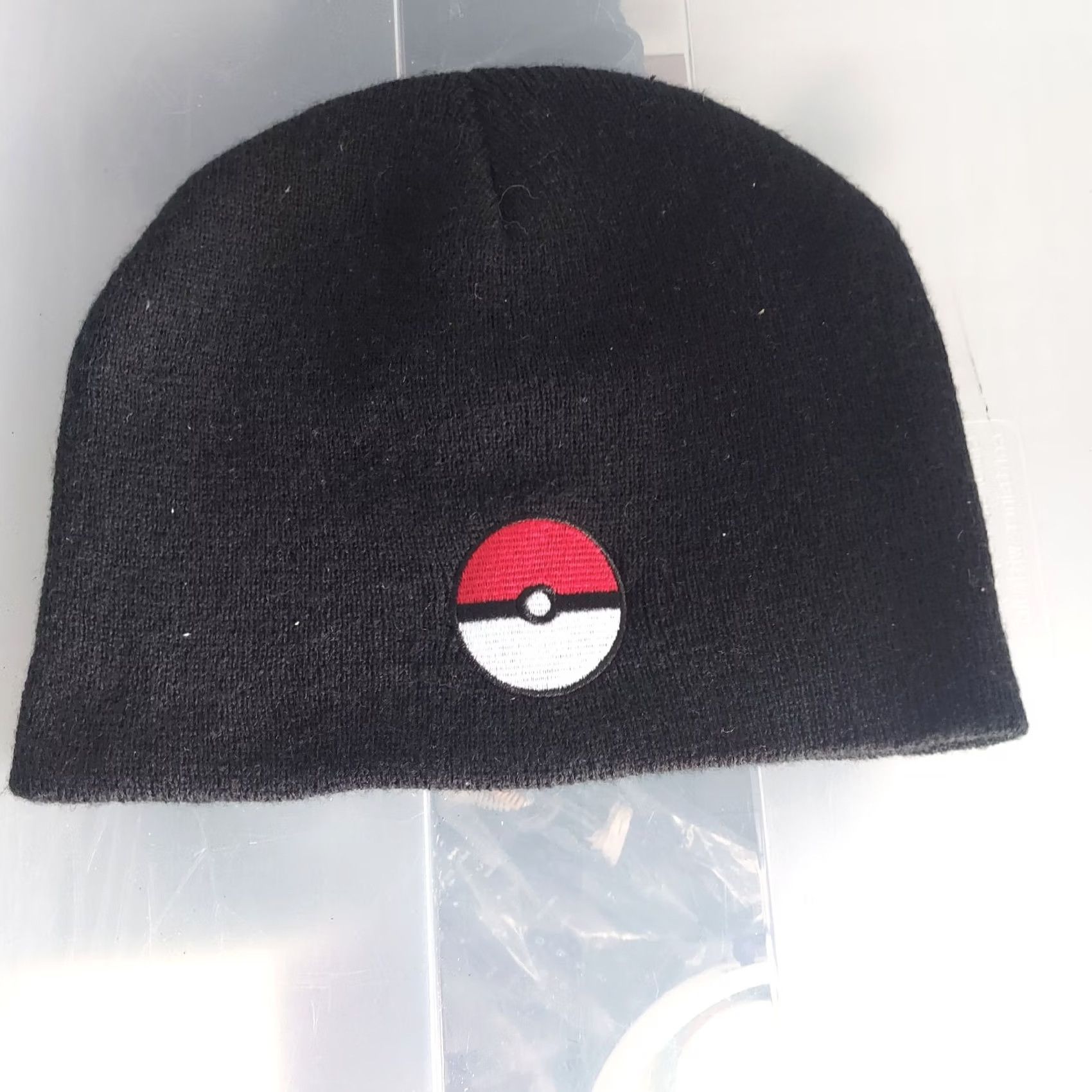 Vintage VINTAGE Bioworld Beanie Cap - Pokemon POKEBALL Black Warm Cloth Winter Cap Mens Beanie Cartoon Winter Mens Size ONE SIZE - 2 Thumbnail