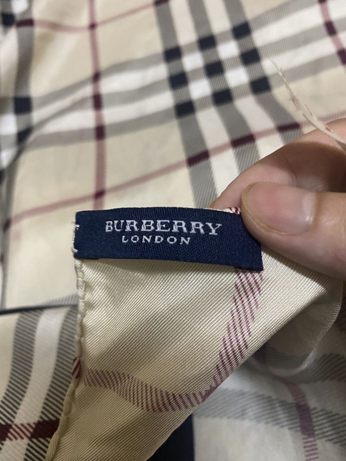Burberry Burberry London Nova Check Silk Scarves Size ONE SIZE - 5 Thumbnail