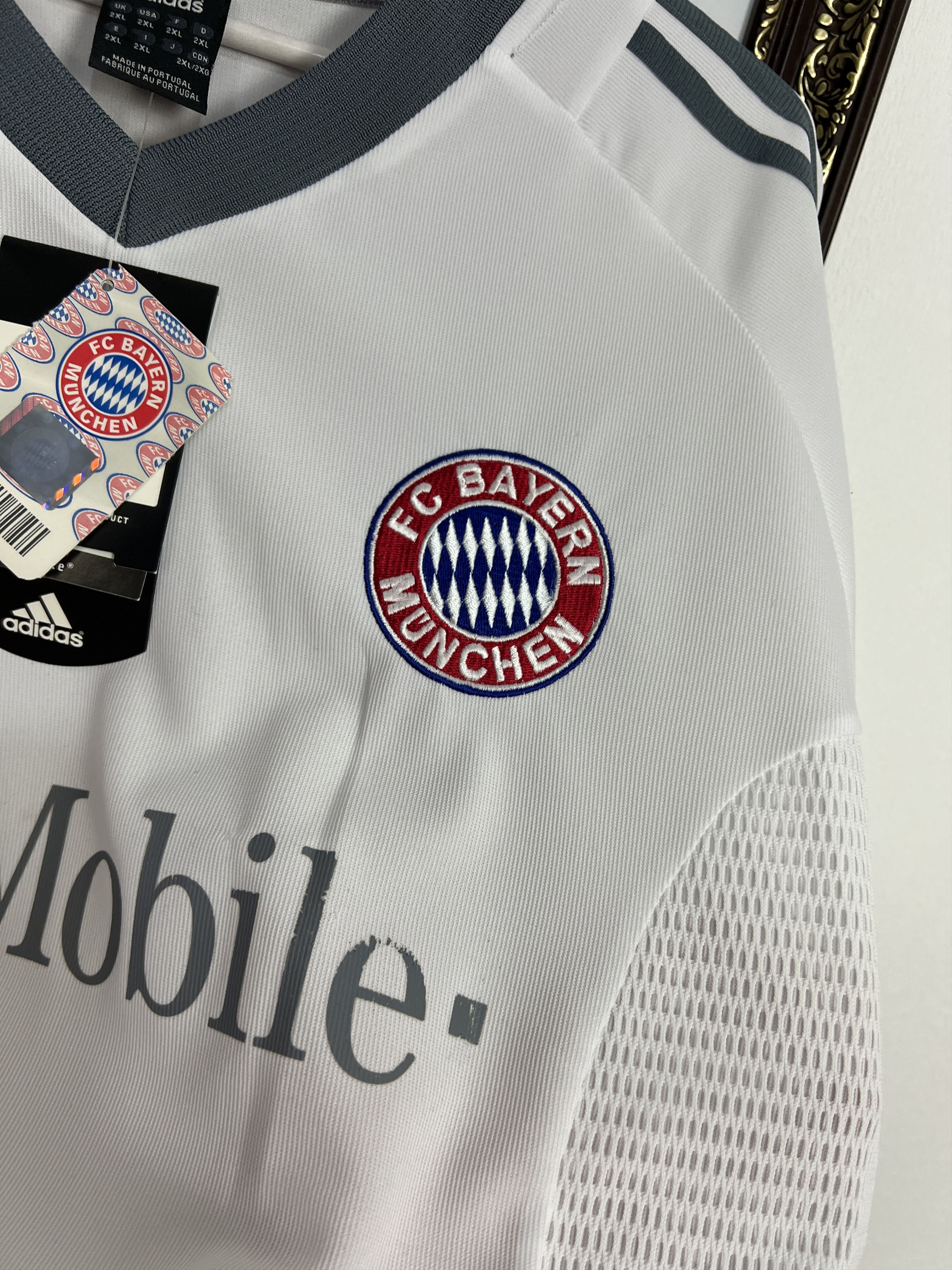 Adidas Bayern Munich Away football shirt 2002 Soccer Jersey Trikot Size US XXL / EU 58 / 5 - 5 Thumbnail
