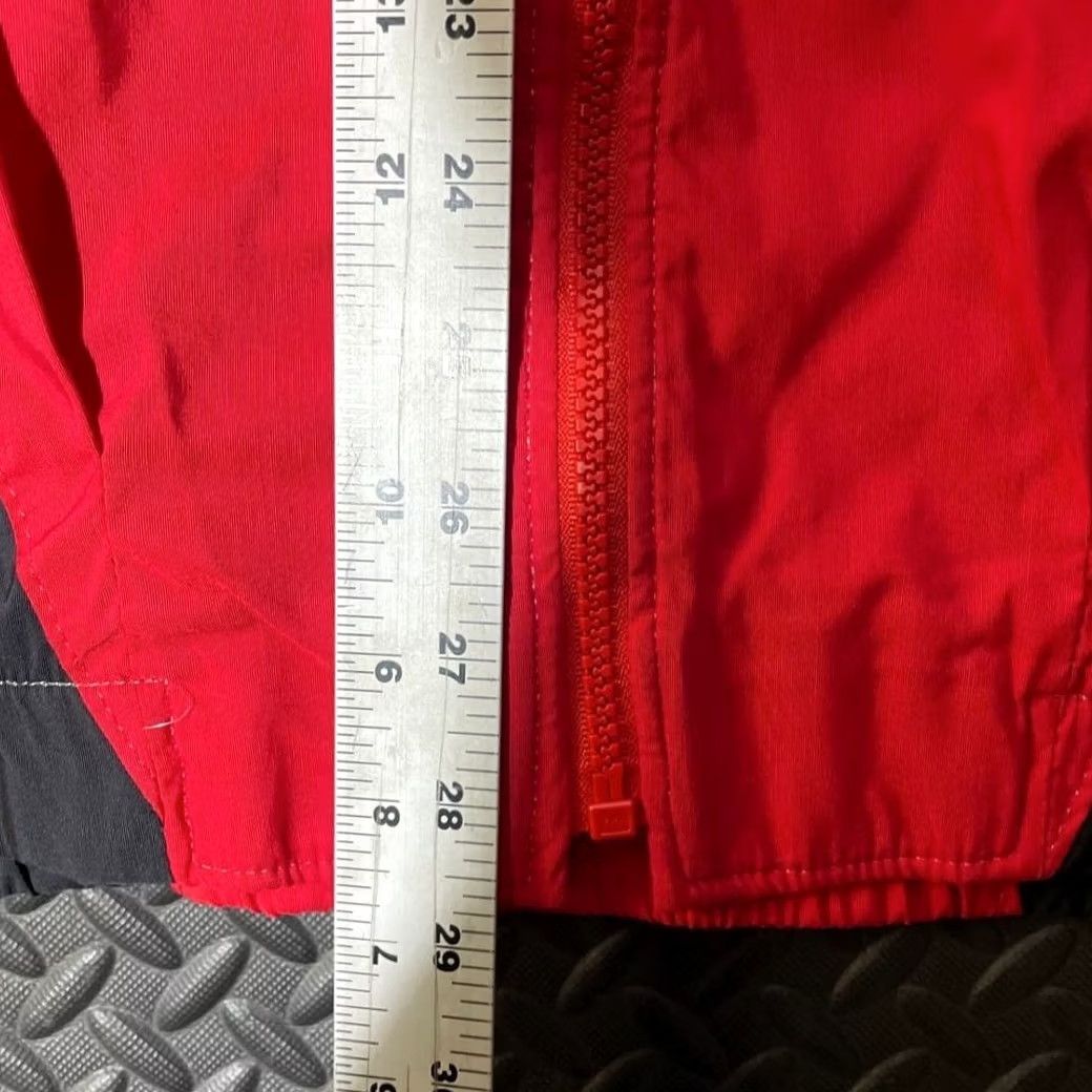 Vintage VINTAGE Jammin USA Red Windbreaker Jacket XL Wisconsin Rare 80's Copper Bowl Jammin Pro Mens Size US XL / EU 56 / 4 - 6 Thumbnail
