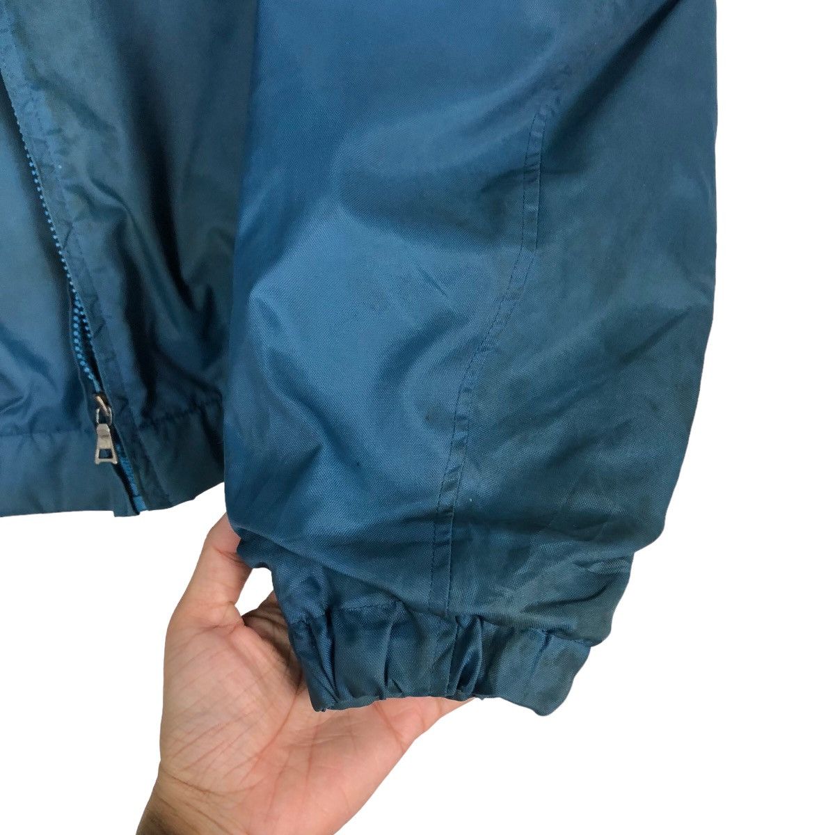 Japanese Brand 🔥Vintage Helly Hansen Survival Outdoor Hiking Jacket Size US M / EU 48-50 / 2 - 13 Thumbnail