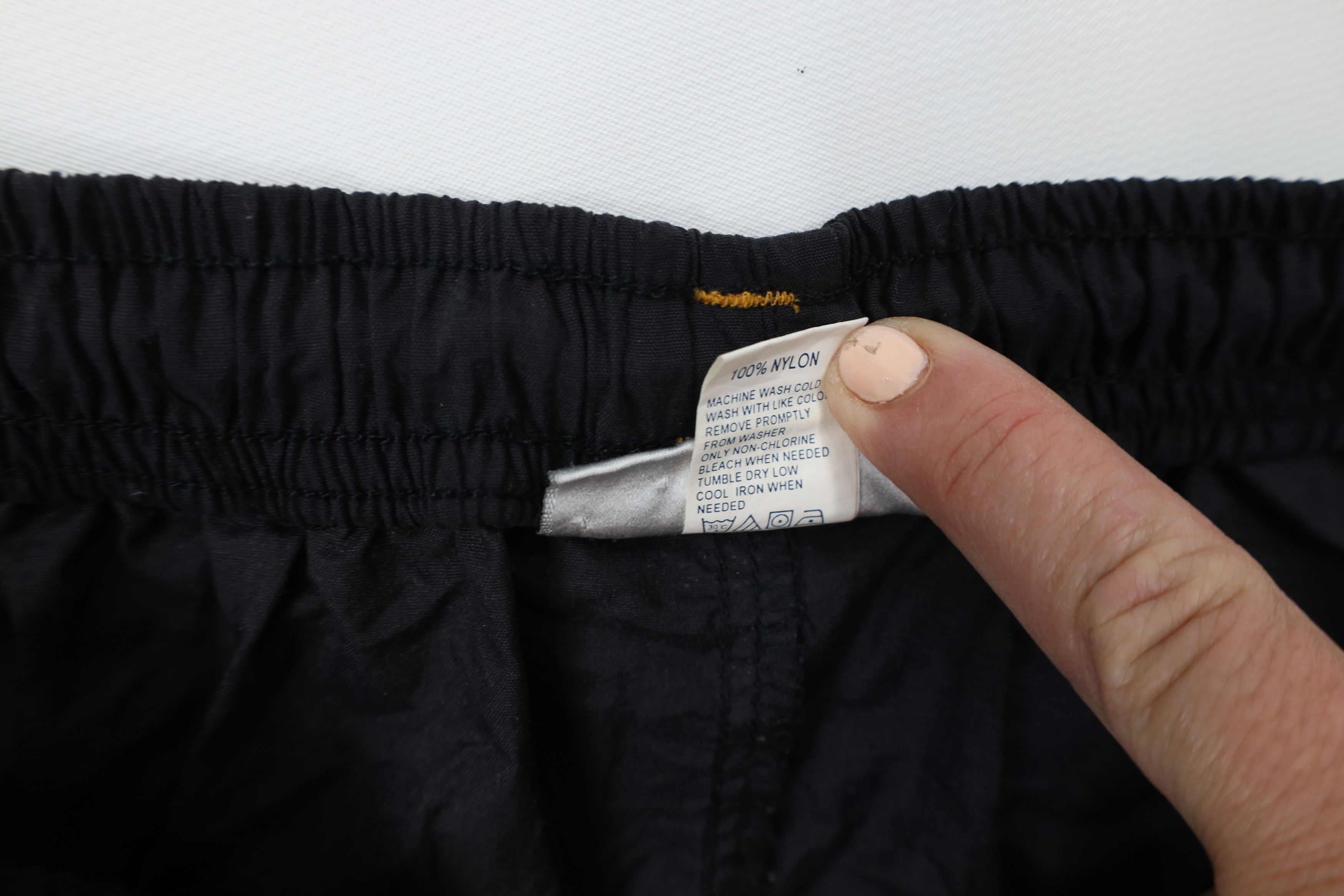 Nautica × Vintage Vintage 90s Nautica Sport Tech Spell Above Knee Shorts Black Size US 32 / EU 48 - 8 Thumbnail