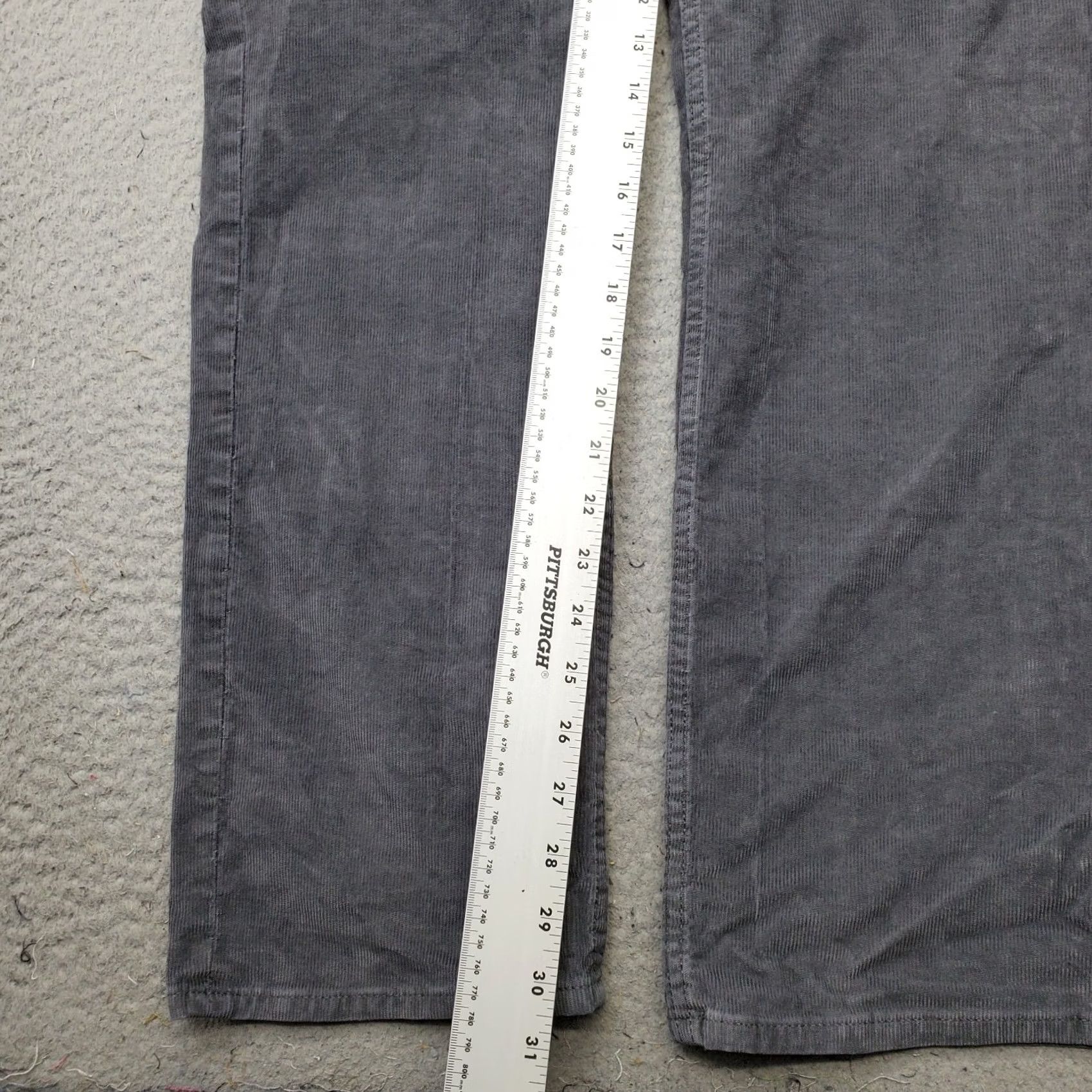 Banana Republic Banana Republic Corduroy Pants Mens 35x32 Grey Slim Fit Stretch Straight Leg Size US 35 - 4 Thumbnail