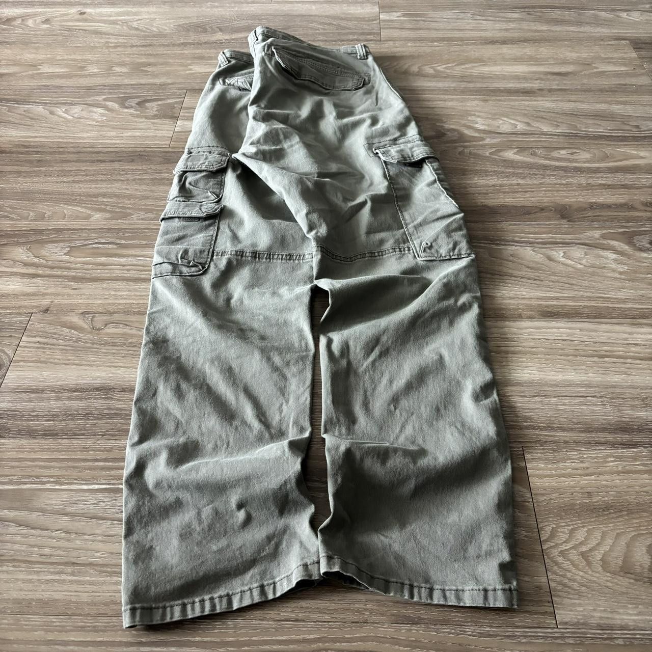 Vintage Crazy Vintage Y2K/2000s Faded Khaki Grunge Cargo Pants! 32x31 Size US 32 / EU 48 - 4 Thumbnail