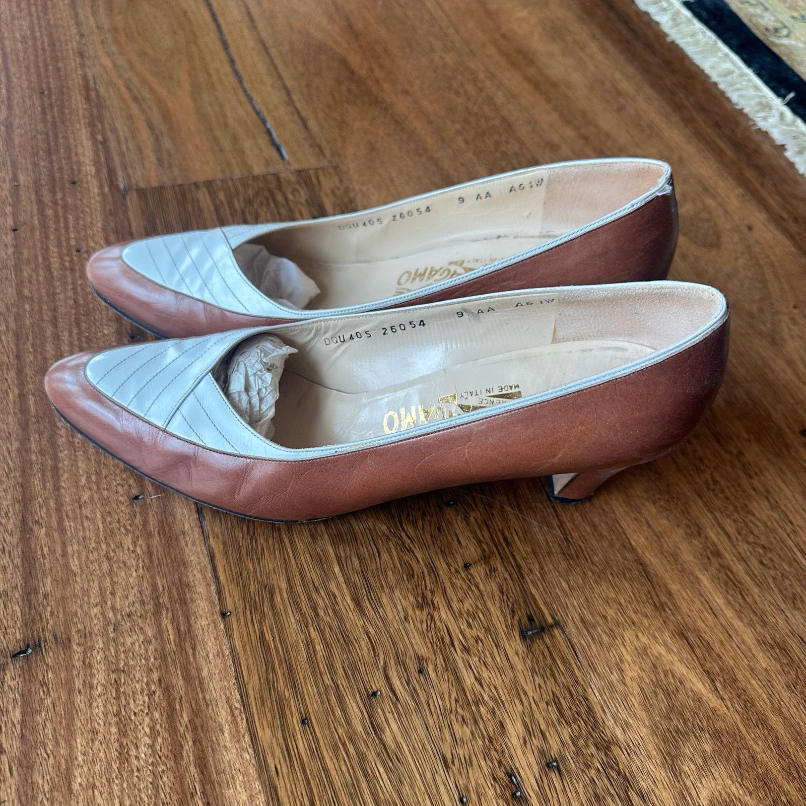 Salvatore Ferragamo Salvatore Ferragamo Women Shoes 9 Vintage Italian Tobacco Size US 9 / IT 39 - 2 Thumbnail