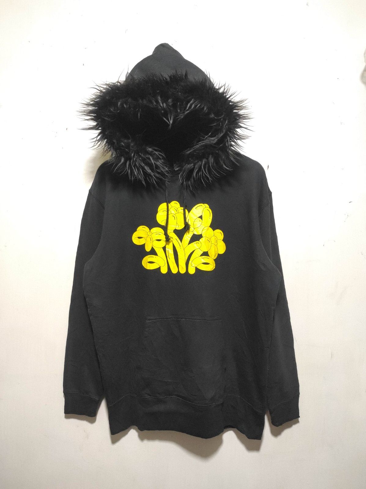 Japanese Brand Macaroni Enpitsu Macarock tour 13 fur hoodie Size US L / EU 52-54 / 3 - 3 Thumbnail