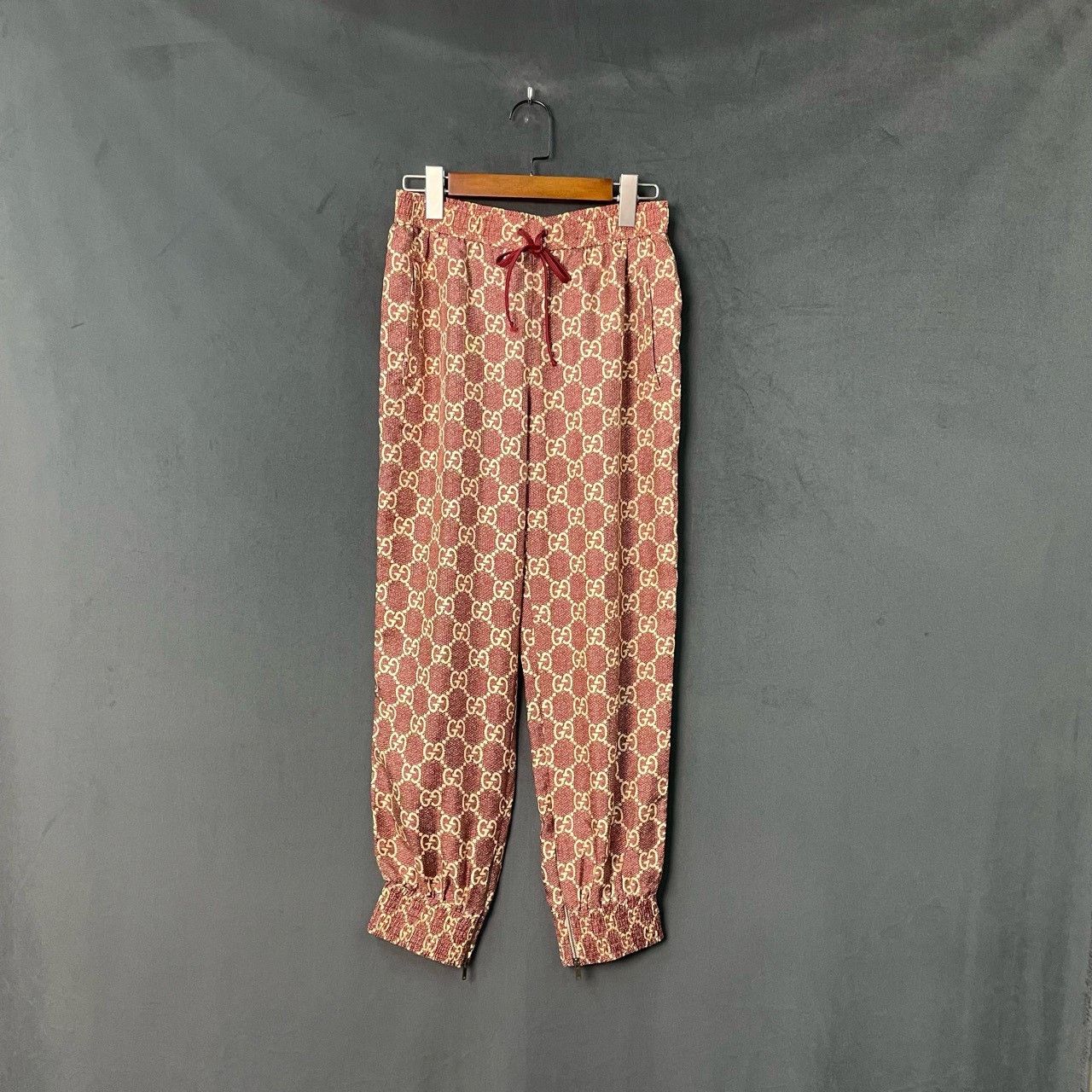 Gucci Gucci Size S Red and green side webbing full-print sweatpan Size US 28 / EU 44 - 1 Thumbnail