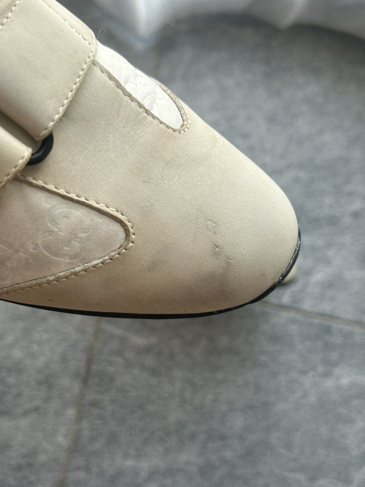 Gucci shoes gucci leather trainers web GG velcro straps sneakers Size US 5.5 / EU 38 - 17 Thumbnail