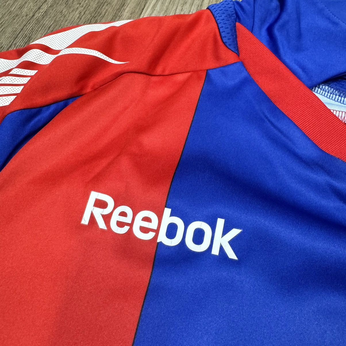 Reebok CSKA Moscow 10/11 Champions league home shirt #18 Honda(bnwt Size US M / EU 48-50 / 2 - 7 Thumbnail