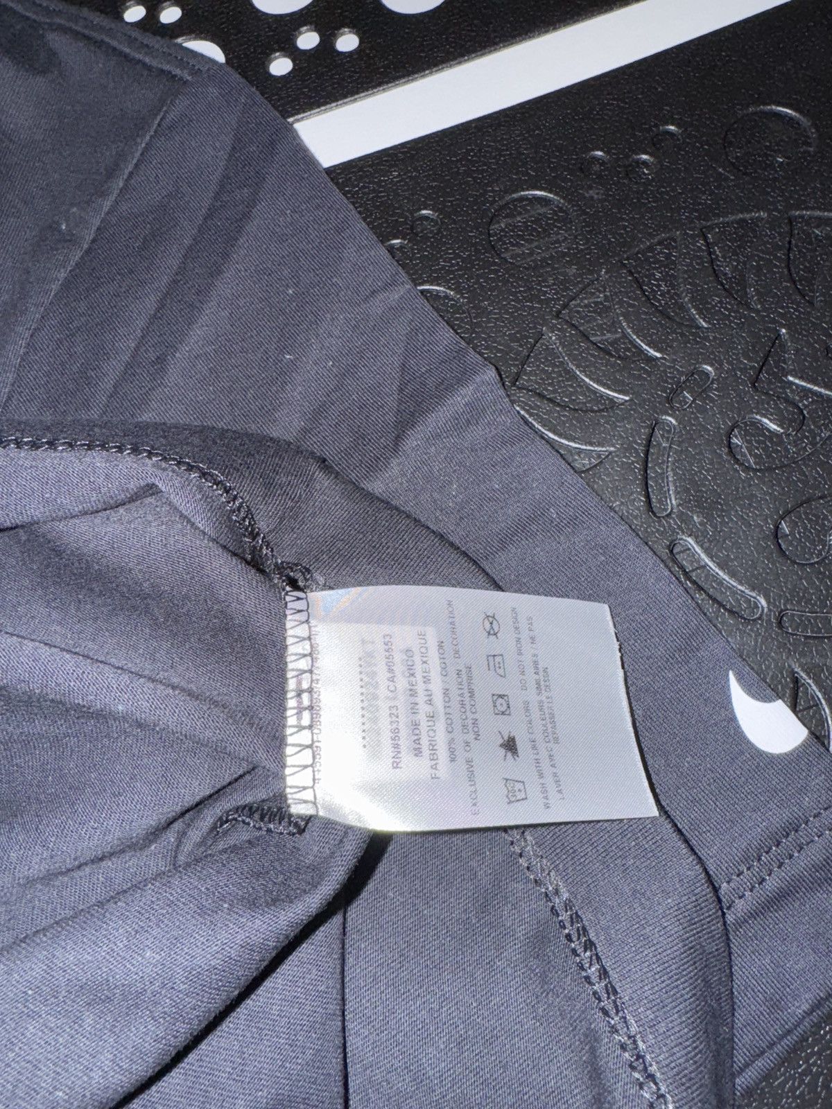 Nike Nike Black Enshrined Tee Size US L / EU 52-54 / 3 - 7 Thumbnail