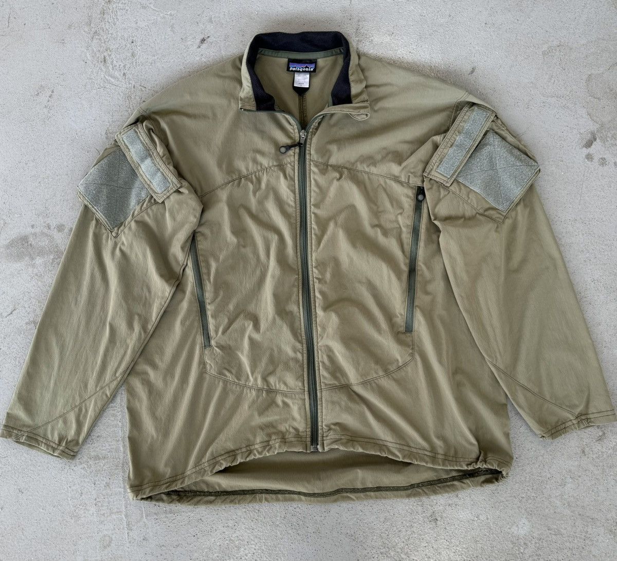 希少 XXL patagonia MARS Level 2 R1 コヨーテ 希少 XXL patagonia MARS Level 2 R1 コヨーテ