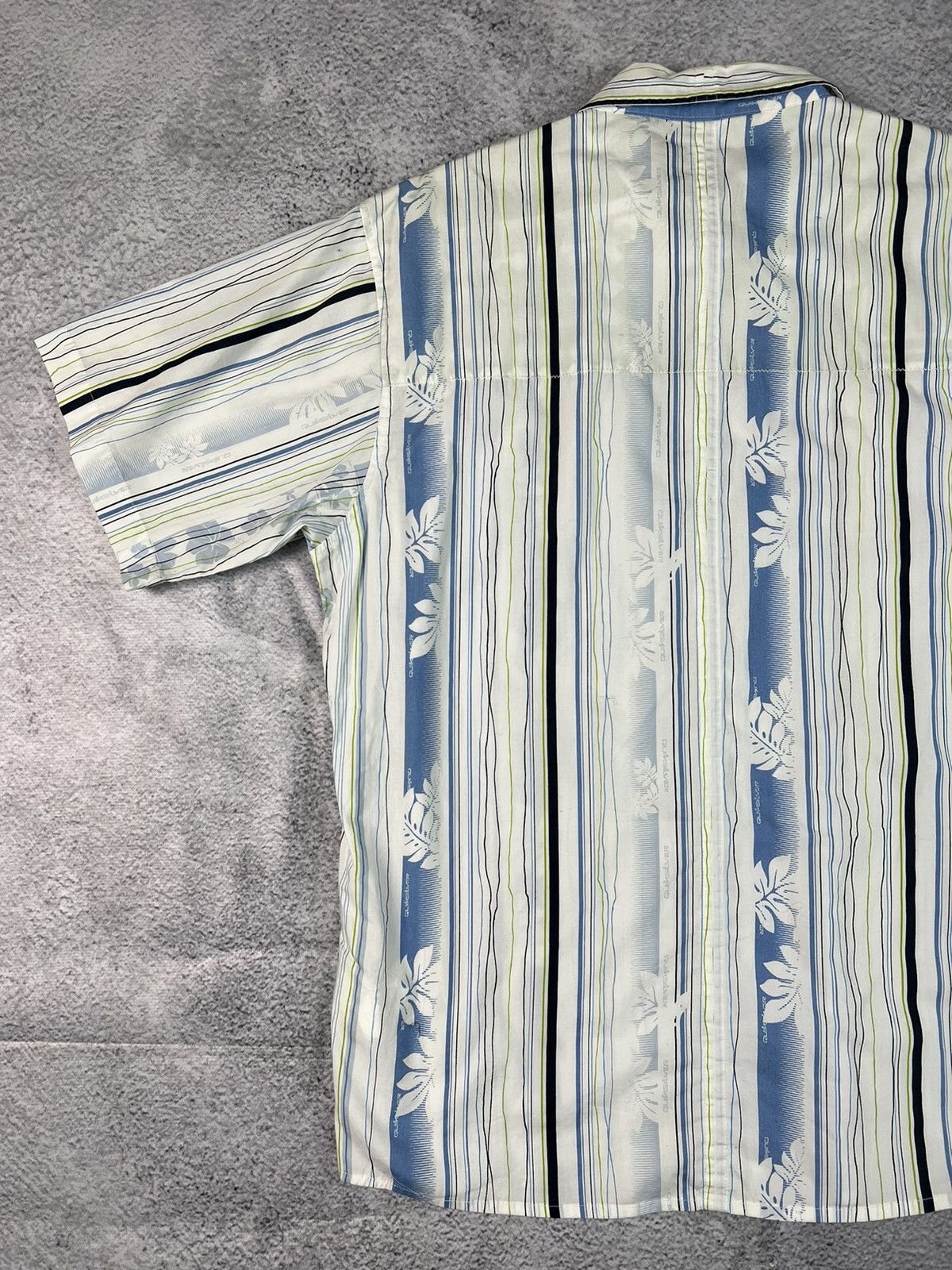 Quiksilver Vintage Quiksilver Hawaiian shirt Size US M / EU 48-50 / 2 - 9 Thumbnail