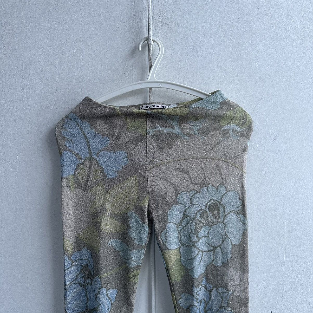Acne Studios Acne Studio Floral print viscose Flared Trousers Size 26" / US 2 / IT 38 - 14 Thumbnail