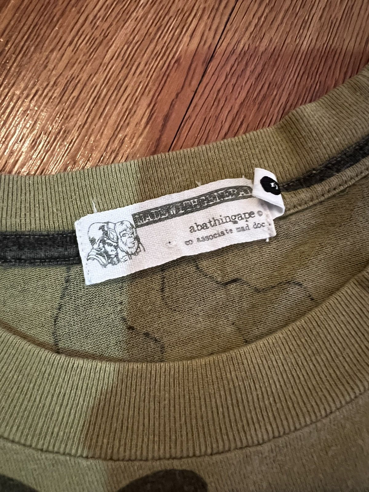 Bape × Vintage Woodland Camo College Tee Size US M / EU 48-50 / 2 - 4 Thumbnail