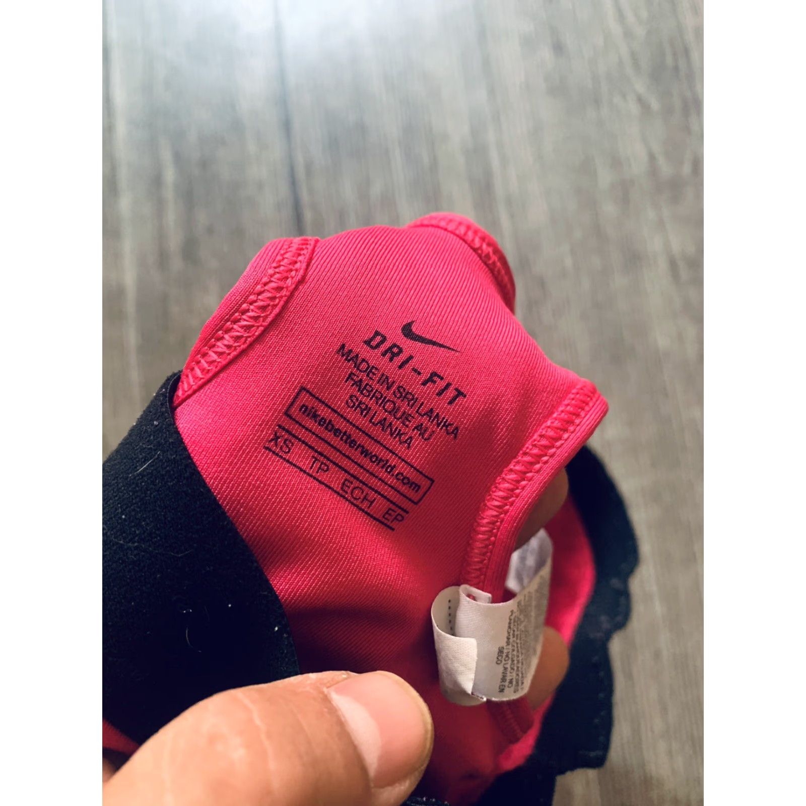 Nike VINTAGE Nike Dri-Fit Sports Bra XS Racerback Pink Swoosh Womens XS Pink Nike Dri-FIT Sports Bra Size ONE SIZE - 4 Thumbnail
