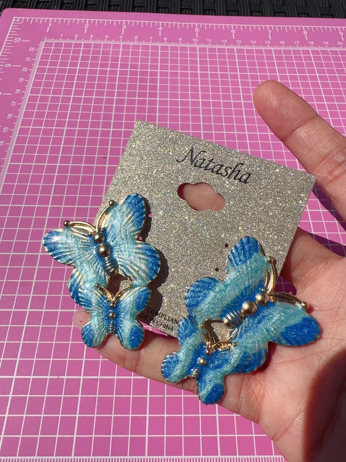 Designer Natasha gold tone blue butterfly gradient shiny earrings Size ONE SIZE - 3 Thumbnail