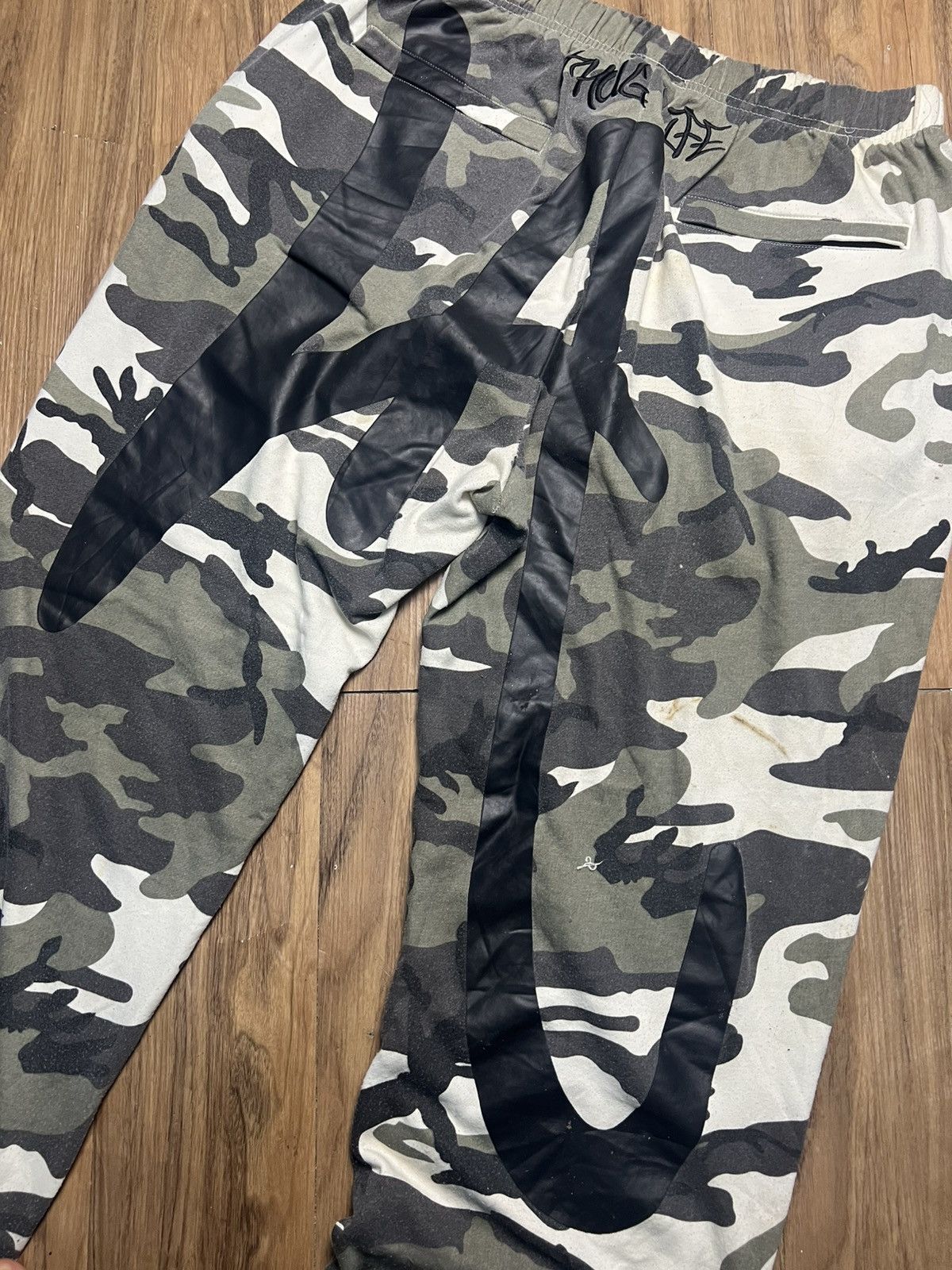 Los Angeles Apparel Camo Joggers THUG LIFE Westside LA Streetwear (41) Size US 34 / EU 50 - 8 Thumbnail