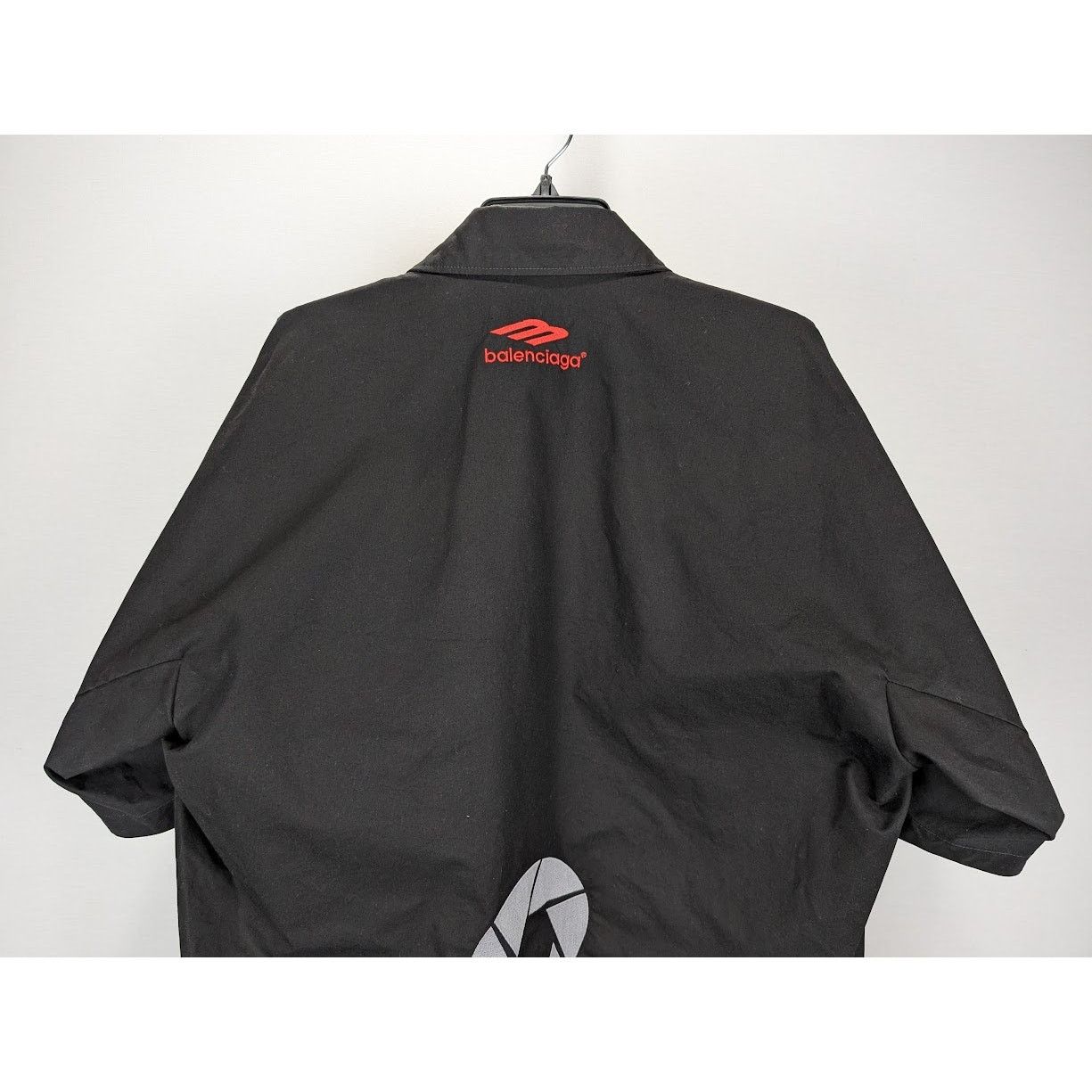 Balenciaga o1rshd1 Top League Shirt in Black Size US S / EU 44-46 / 1 - 12 Thumbnail
