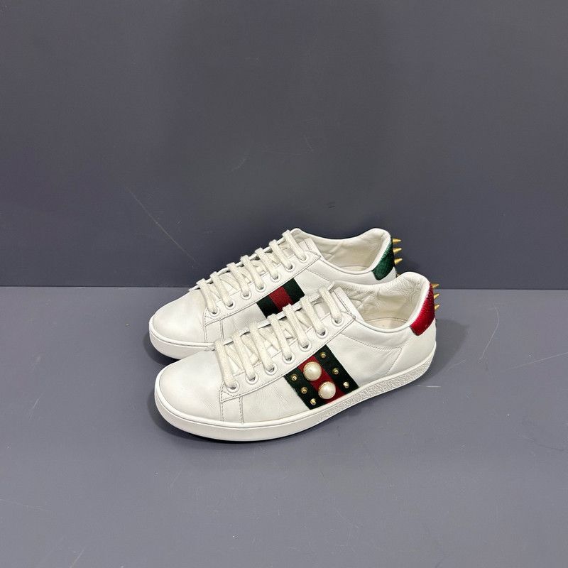 Gucci Gucci Ace Studded Fashion Sneakers for Women 0079 Size US 5 / IT 35 - 1 Thumbnail