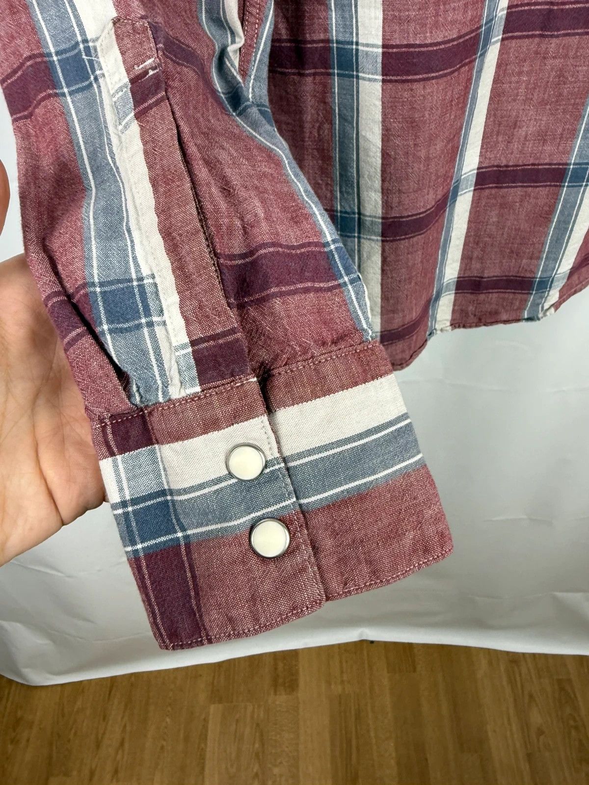 Levi's Levis Plaid Shirt Native Collared Men size M Size US M / EU 48-50 / 2 - 7 Thumbnail