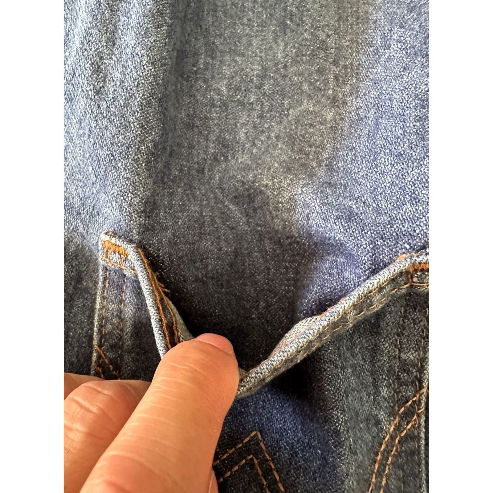 Wrangler VINTAGE Wrangler Denim Vest Biker Trucker Cowboy Western Rodeo 90s Large Blue Denim Vest Shirt Mens Leather Accent Pockets Button Short Sleeveless Size US L / EU 52-54 / 3 - 8 Thumbnail