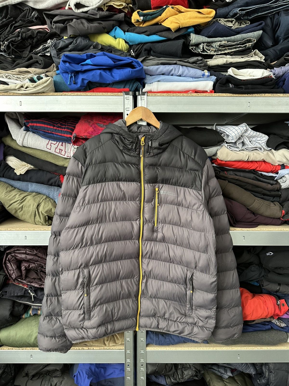 Mountain Hardwear Mountain Warehouse Grey Winter Puffer Jacket Outdoor Size M Size US M / EU 48-50 / 2 - 4 Thumbnail