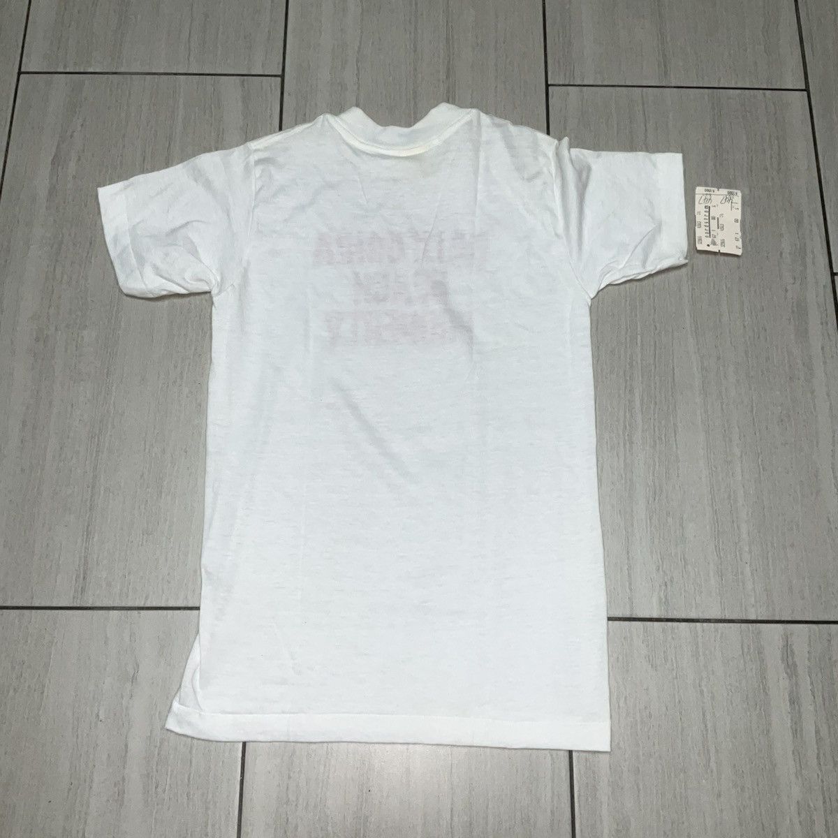 Vintage California Beach Property Vintage T-shirt Size US S / EU 44-46 / 1 - 5 Thumbnail