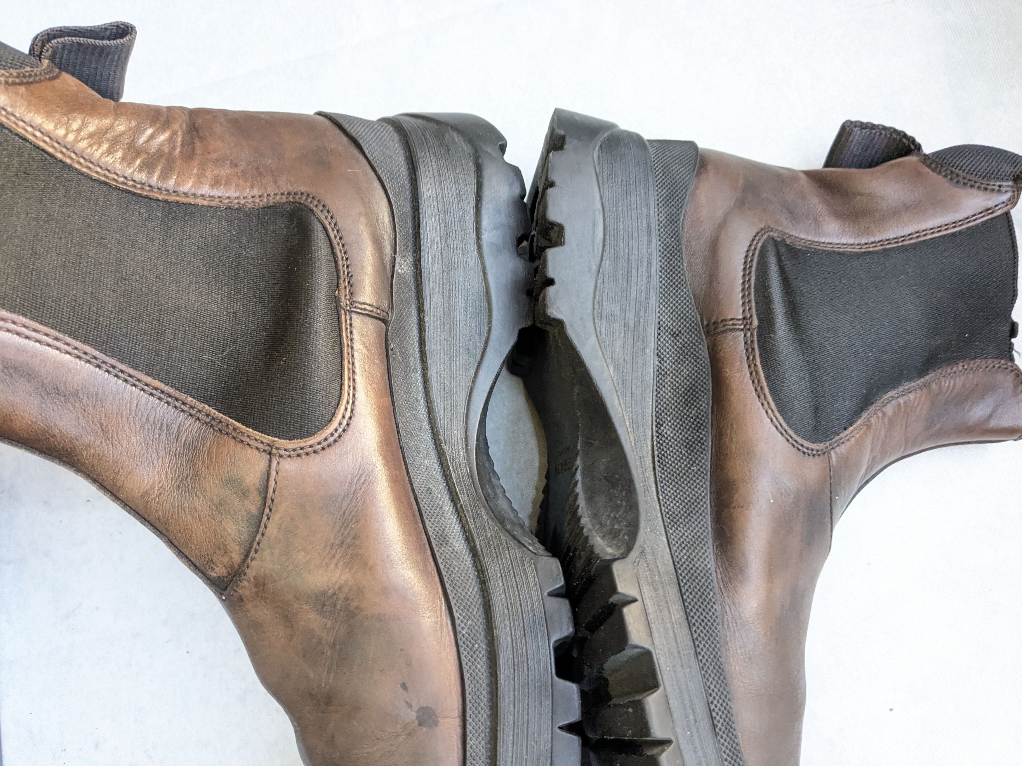 Prada Brixxen Chelsea Boots Brown 9 Leather Chunky Platform Y2K Size US 9 / EU 42 - 8 Thumbnail
