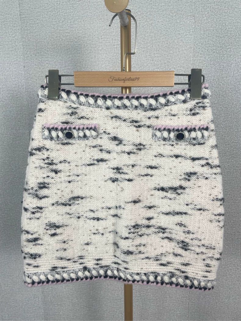 Chanel Chanel Classic Knit Skirt - dmc Size US 34 / EU 50 - 1 Thumbnail
