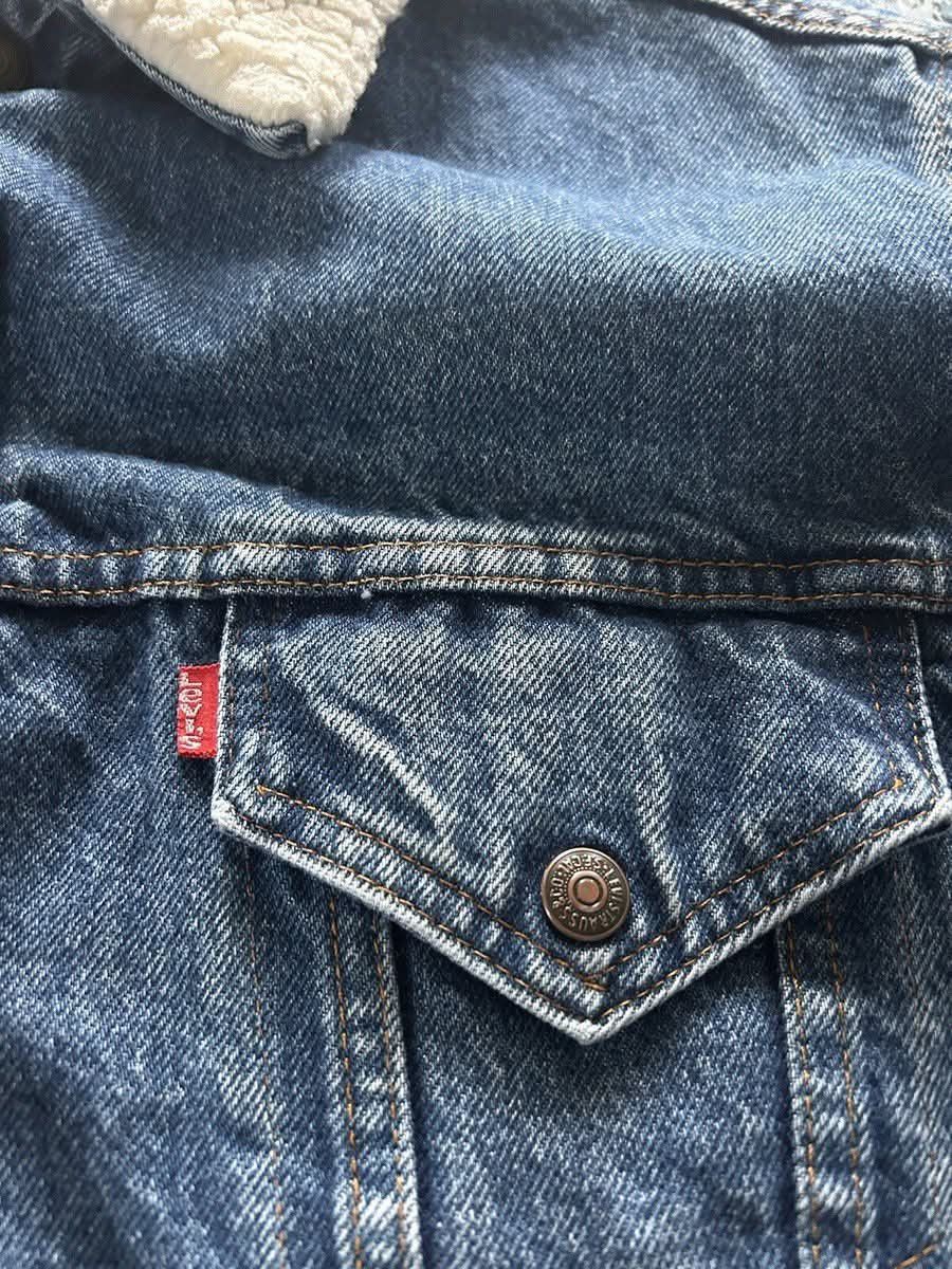 Levi's Vtg Levi’s Sherpa Blanket Trucker Denim Jeans Jacket Size US XL / EU 56 / 4 - 2 Thumbnail