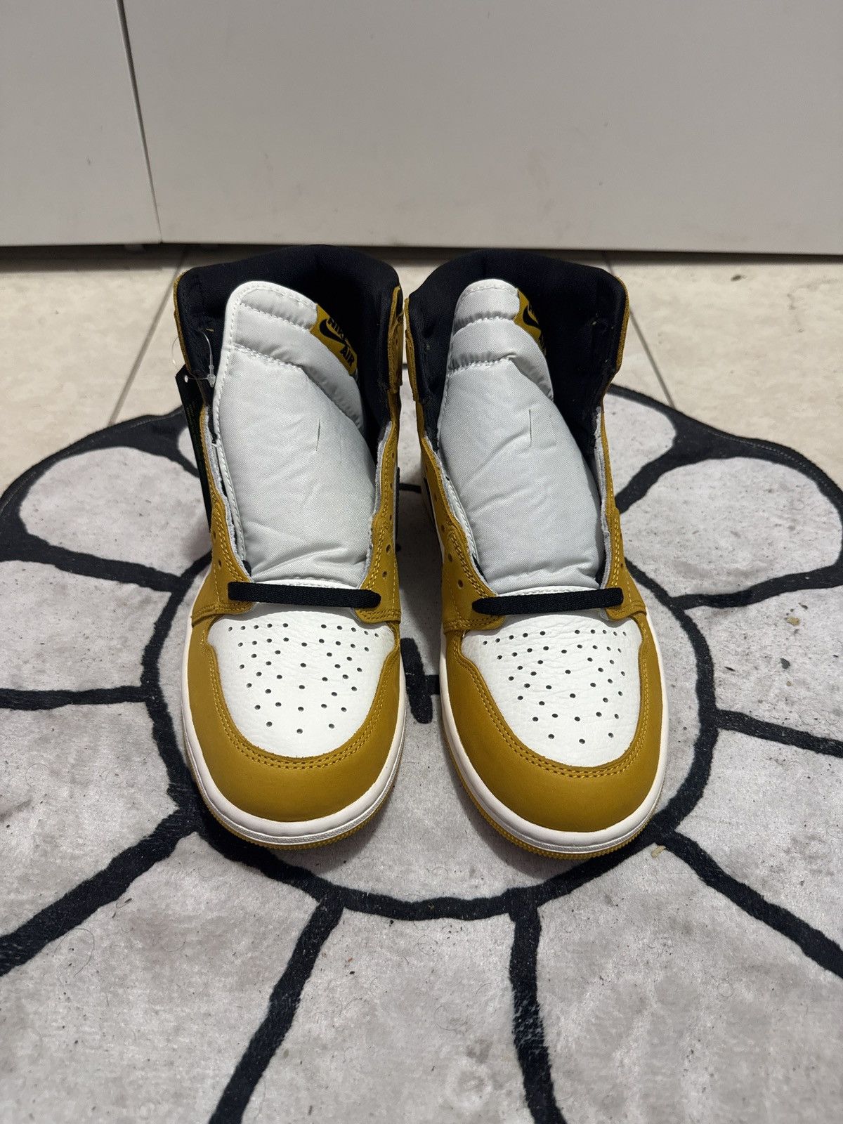 Jordan Brand Jordan 1 Retro High Size US 10 / EU 43 - 4 Thumbnail