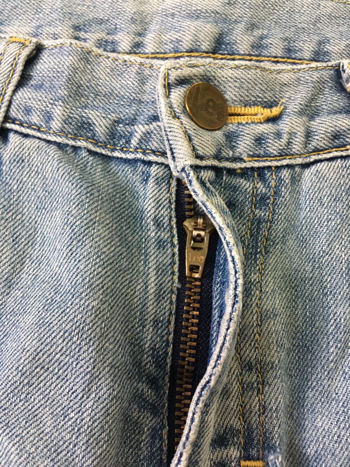 Japanese Brand × Lee Distressed Lee Flare Jeans (15) Size 30" / US 8 / IT 44 - 11 Thumbnail