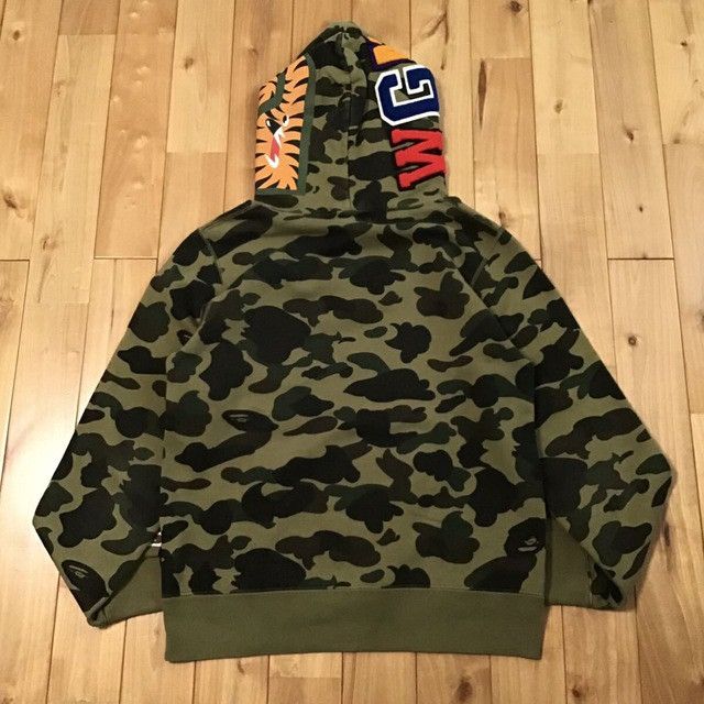 Bape BAPE Shark pullover hoodie 1st camo green a bathing ape Size US M / EU 48-50 / 2 - 2 Thumbnail