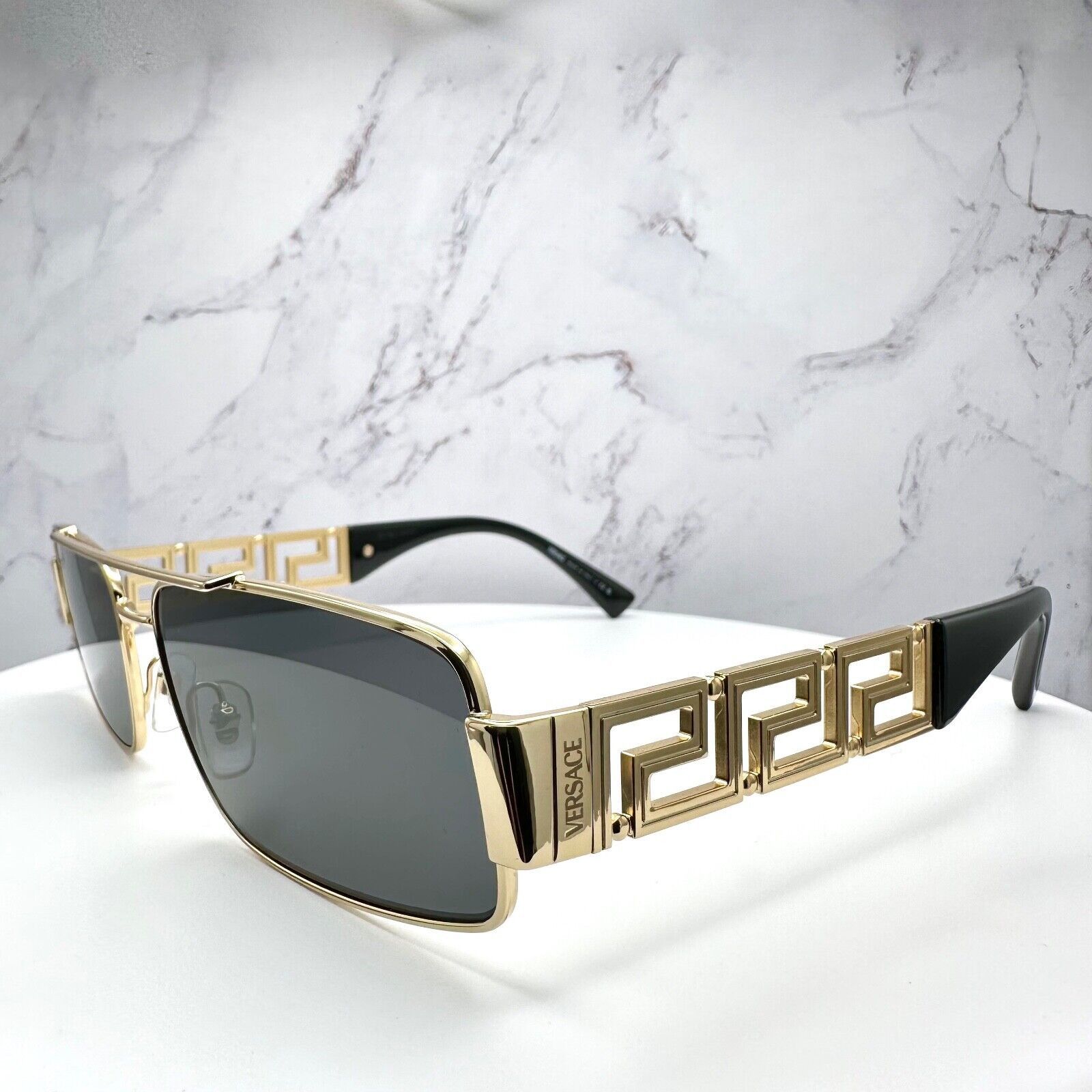 Versace Versace Sunglasses Gold Rectangle Metal Logo Black Retro Size ONE SIZE - 22 Thumbnail