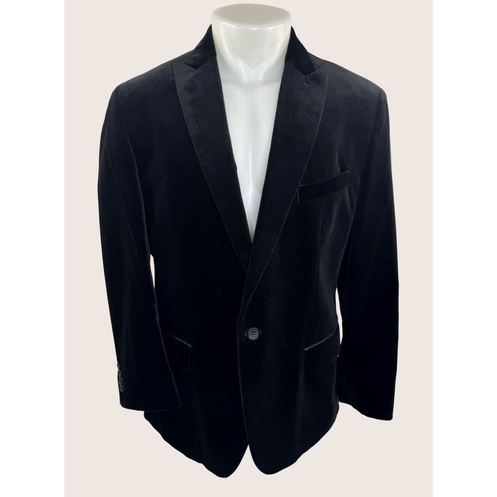 Banana Republic VINTAGE Banana Republic Italian Fabric VELVET Blazer Tux 44 R Jacket EXCELLENT Ban ana Republic Blazer 44 Black Mens Velvet Blazer Size 44R - 1 Thumbnail