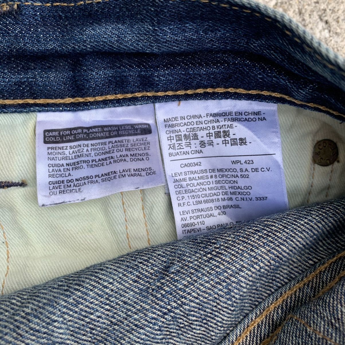 Levi's Y2K Levis 501 Button Fly Distressed Ripped Denim Jeans W30 Size US 30 / EU 46 - 15 Thumbnail