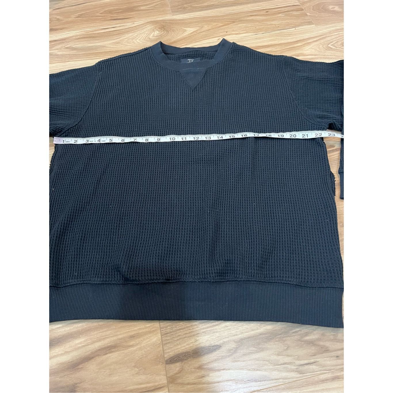 Other Aerie NWT Black Crew Neck Casual Long Sleeve Shirt Men's Siz Size US S / EU 44-46 / 1 - 8 Thumbnail