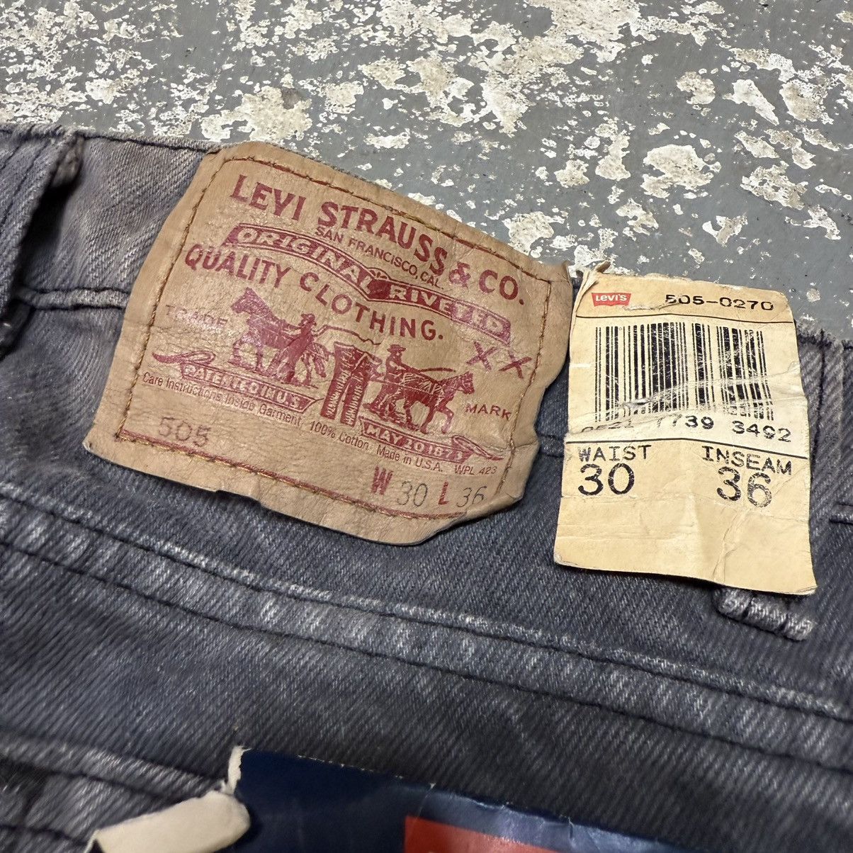 Levi's Vintage Levi’s 505 Black/Grey Denim Jeans USA NWT 90s Size US 29 - 5 Thumbnail