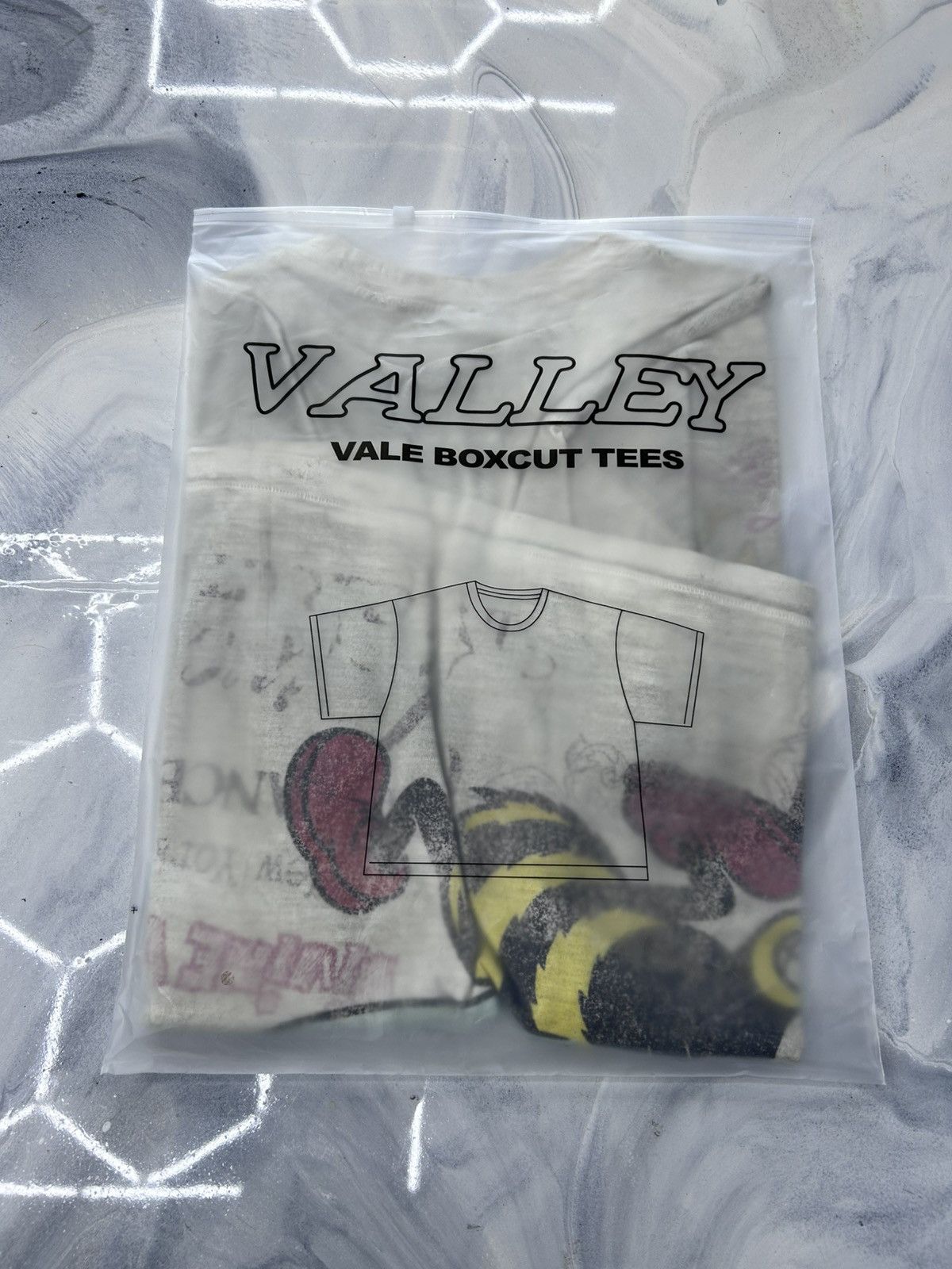 Vale Vale Mayhem Tee Cream Size XXL Size US XXL / EU 58 / 5 - 8 Thumbnail