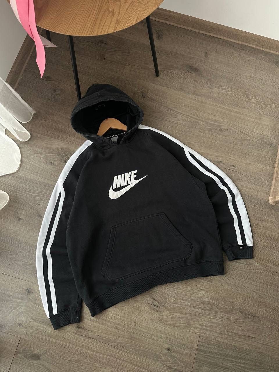 Nike × Vintage Vintage Nike Black Center Logo Hoodie Size US XL / EU 56 / 4 - 5 Thumbnail