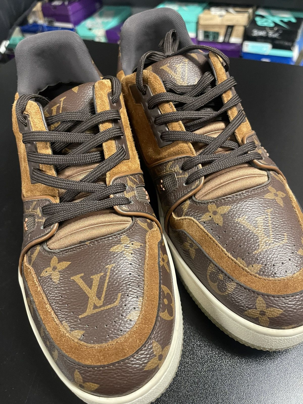 Louis Vuitton Size 8.5 - Louis Vuitton Trainer Low Top Brown Size US 8.5 / EU 41-42 - 4 Thumbnail