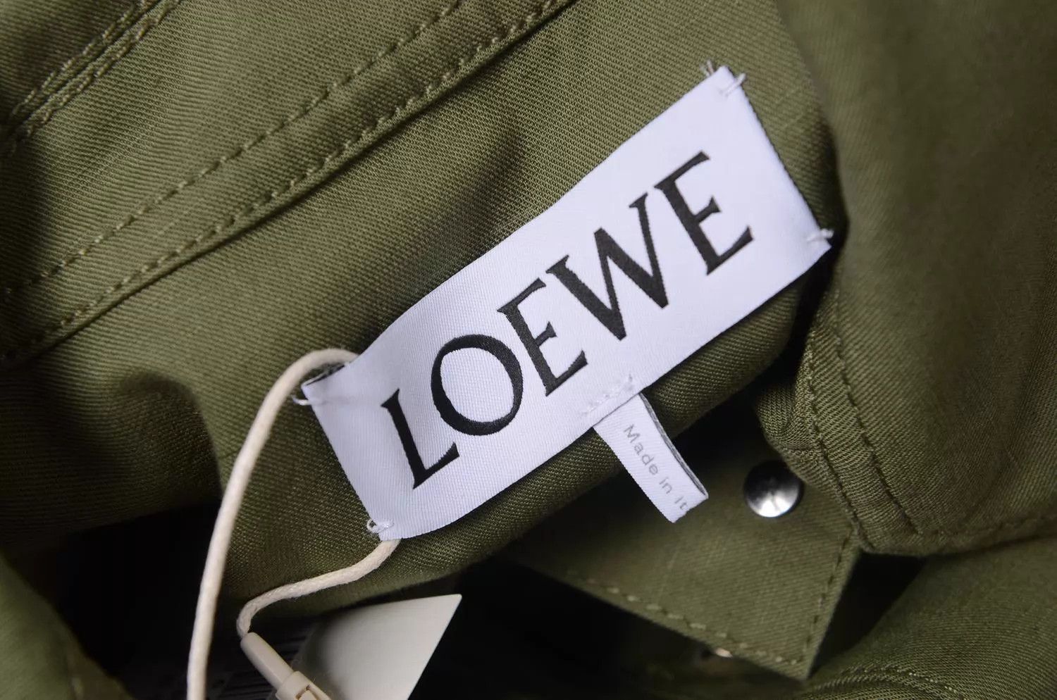 Loewe Loewe Green Embossed Logo Leather Tag Cotton Notch Collar Size XS / US 0-2 / IT 36-38 - 3 Thumbnail