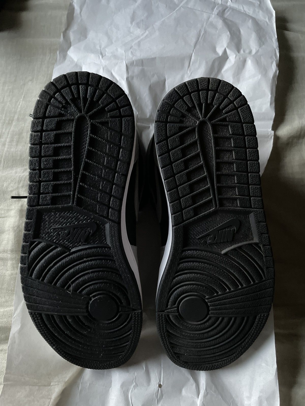 Jordan Brand × Nike Jordan 1 Retro High shadow 2.0 Size US 8 / EU 41 - 3 Thumbnail