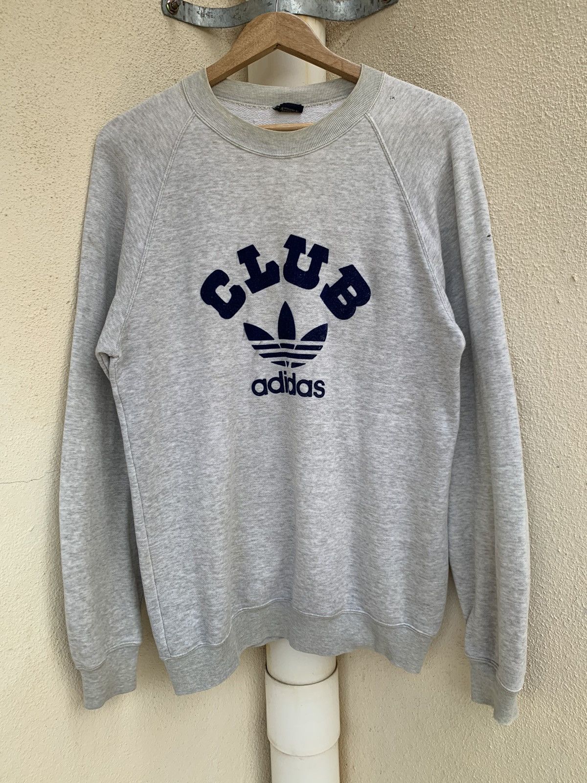 Adidas × Vintage 🔥Accept Offer🔥Vintage CLUB ADIDAS 80S sweatshirt Size US L / EU 52-54 / 3 - 1 Thumbnail