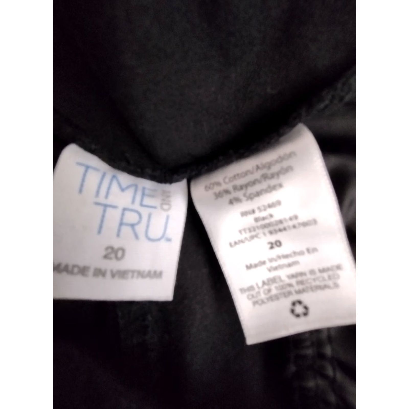 Vintage VINTAGE Time And Tru Capris Pants 20 Black Plus Size Adult Women Zip Closure Size 42" / US 20 - 6 Thumbnail